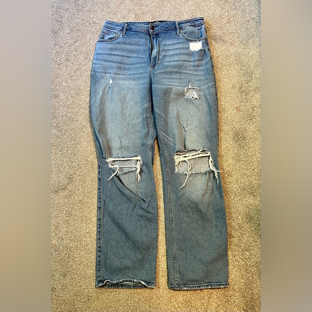 Hollister High-Rise Distressed Blue Jeans